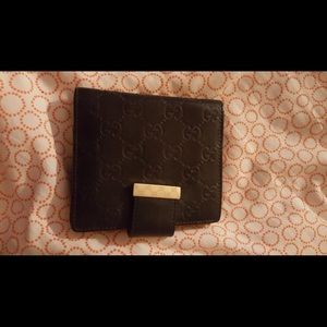 🛑SOLD🛑Gucci Guccissima Women leather wallet